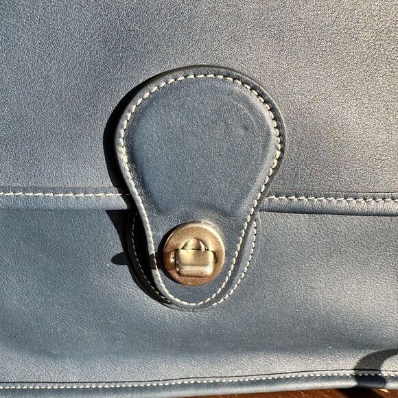 Coach Willis Bag Style No. 9927 in Blue (Soon to be Vintage) - Picture 5 of 14